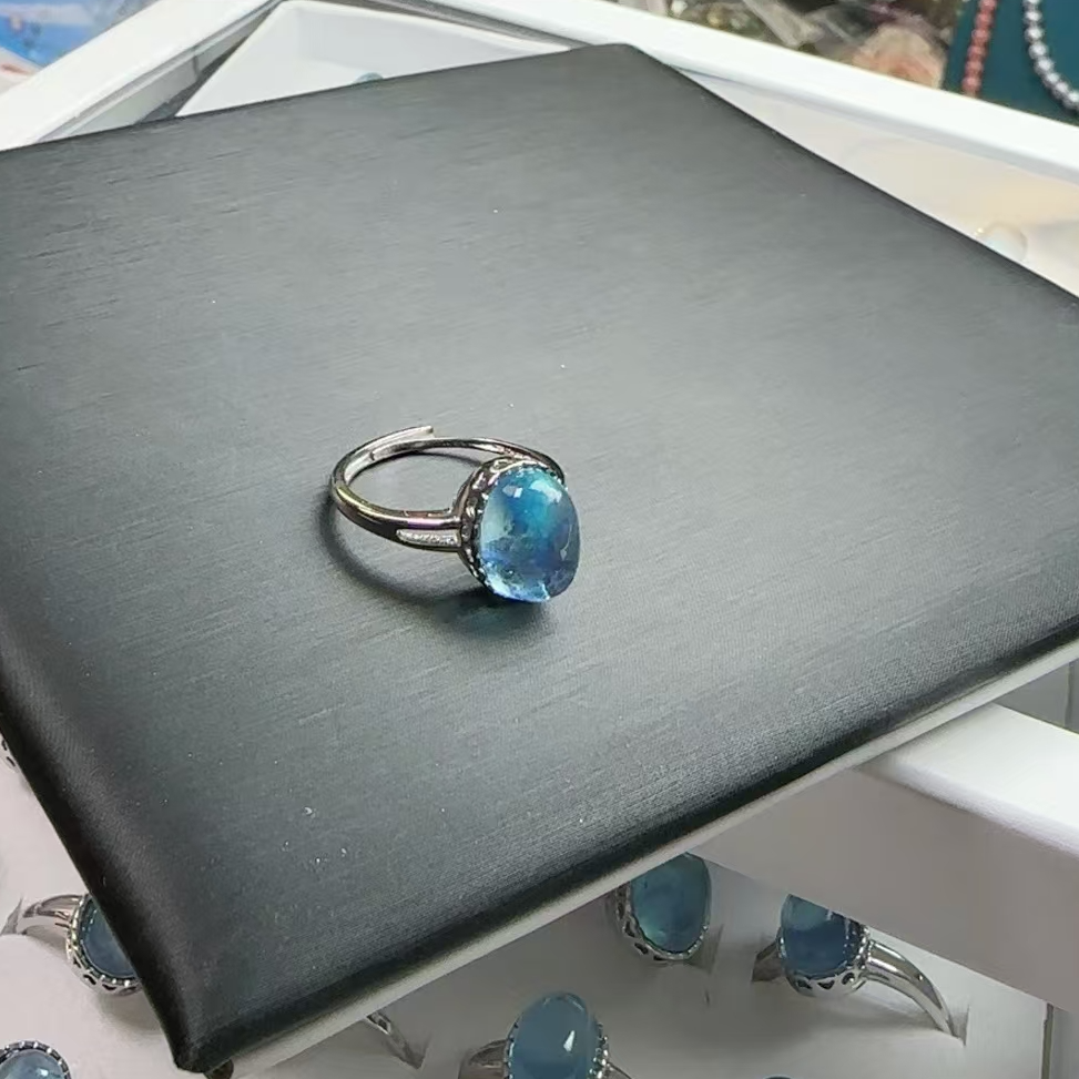 海蓝宝魔鬼蓝戒指（多样性发一）   天然杂裂矿点，完美主义慎拍