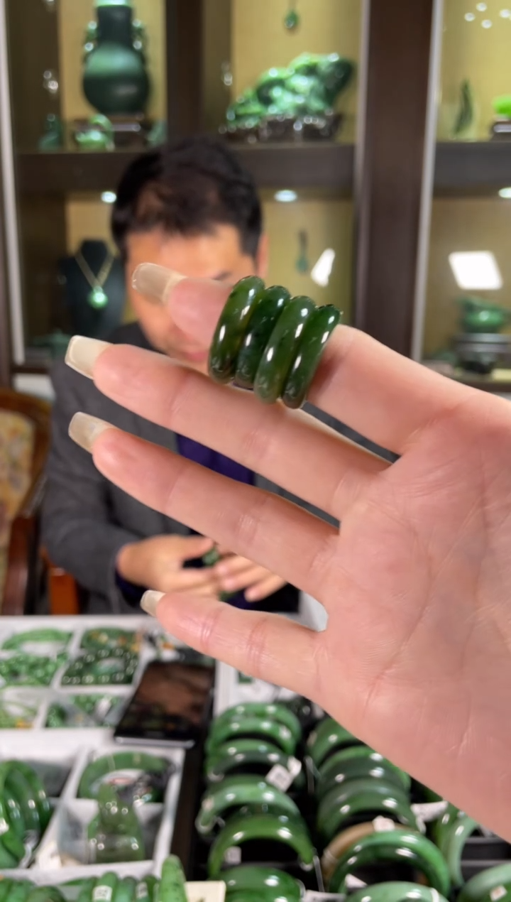 【闪购商品】和田玉（碧玉）戒圈未镶嵌戒圈（拍下备注圈口）