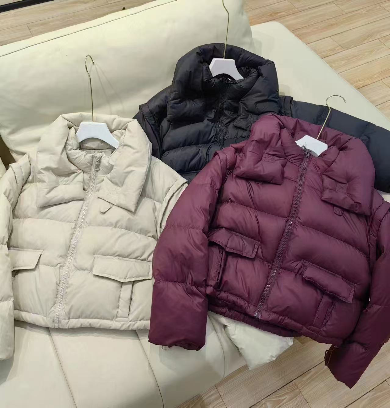 女短款保暖舒适冬季时尚外套