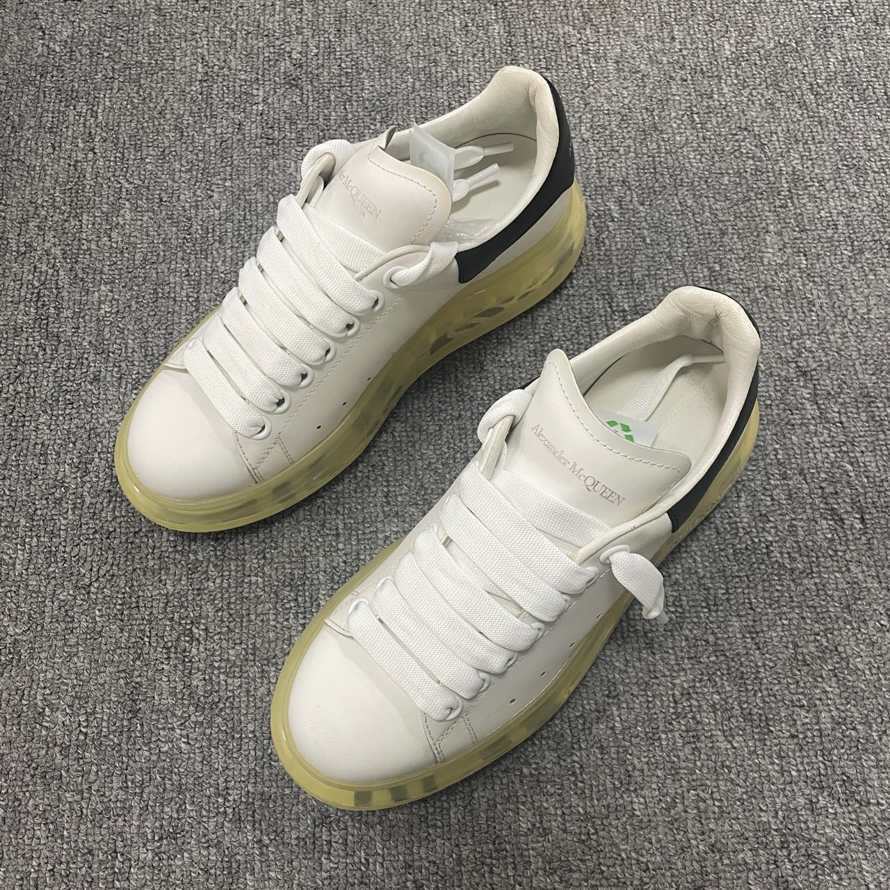 99新 Alexander McQueen/亚历山大·麦昆 低帮时尚板鞋 36码/5078