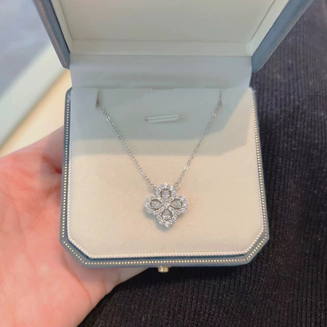 坠链均925银锆石 四叶草项链女轻奢小众纯银满钻锁骨链送女友礼物