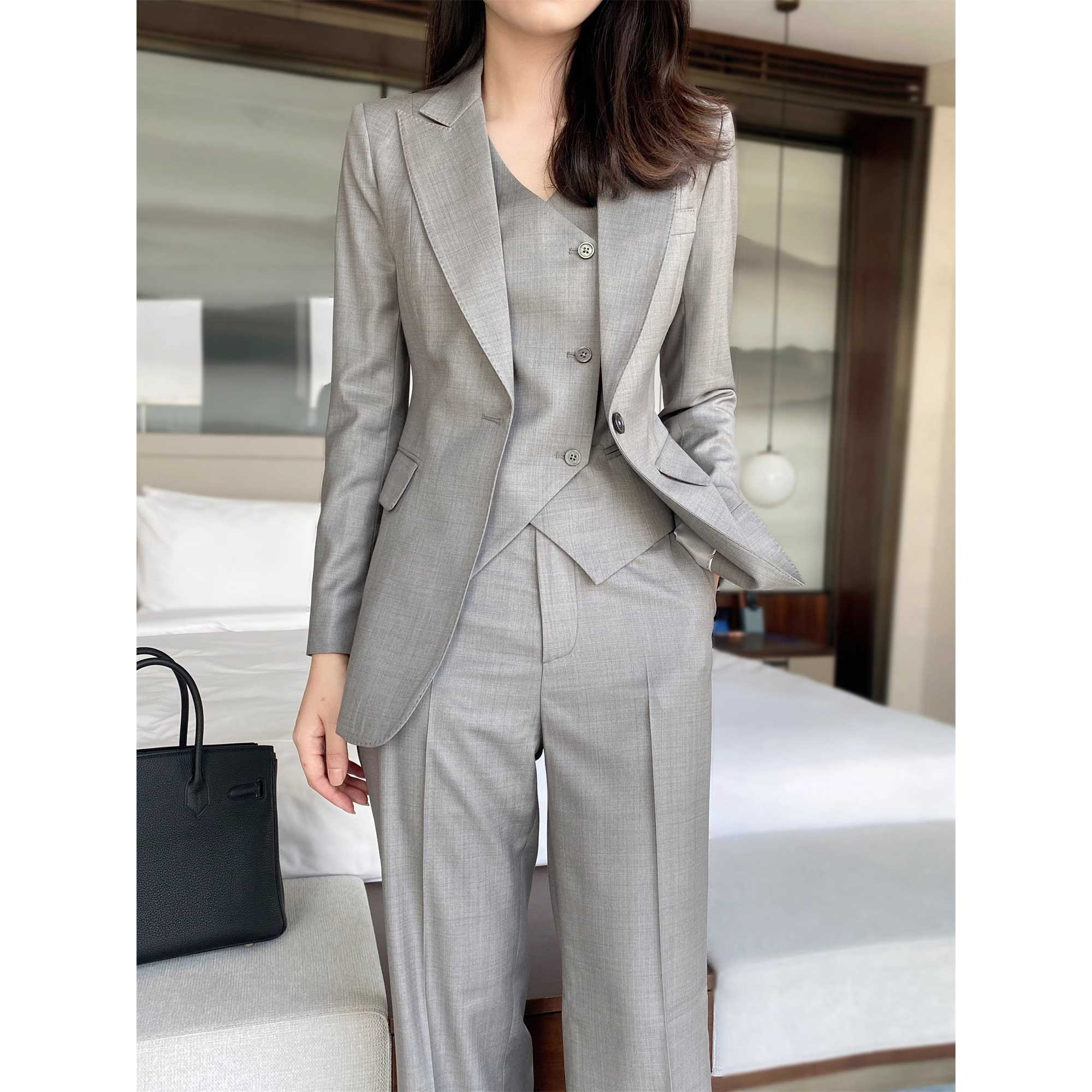 高级感秋冬上档次气质职业OL通勤正装精致干练显瘦马甲西装套装女