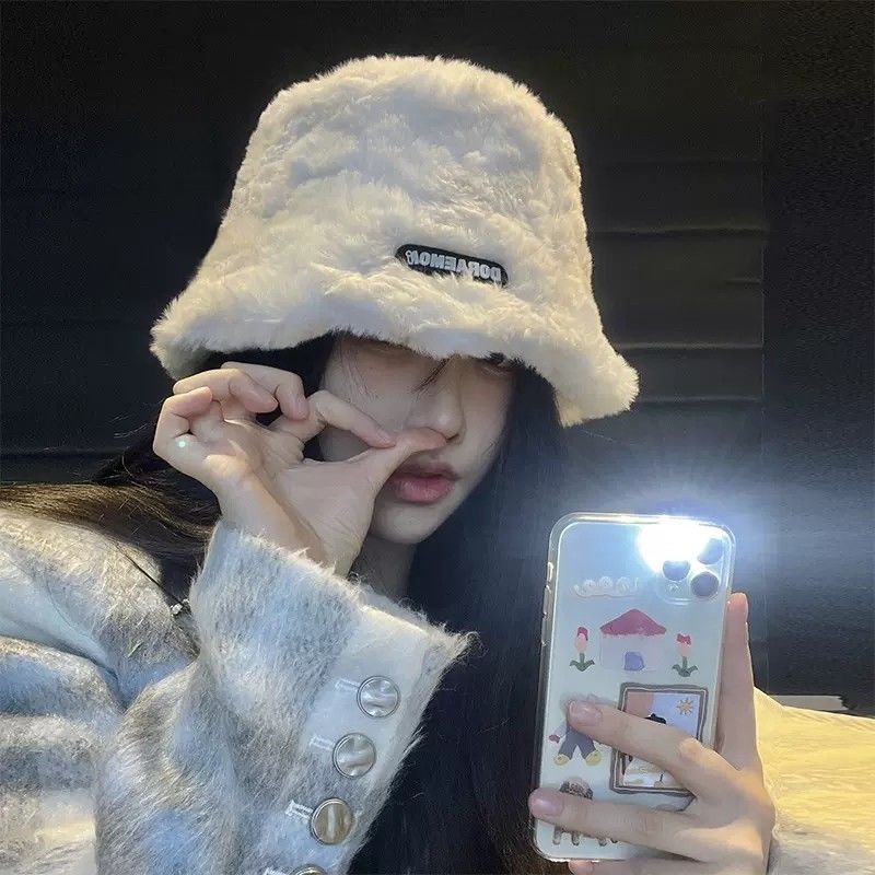 ins帽子女秋冬新款羊羔毛绒渔夫帽保暖冬天必备圆脸大脸显瘦拍照