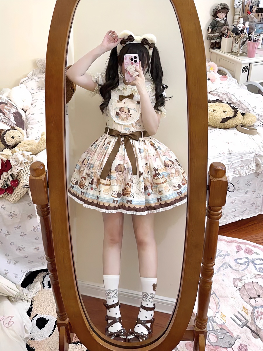 狗狗又饿了Lolita洛丽塔萝莉背带裙