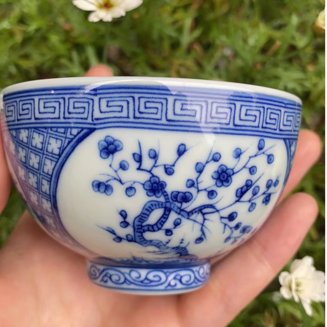 岁寒三友青花主人杯