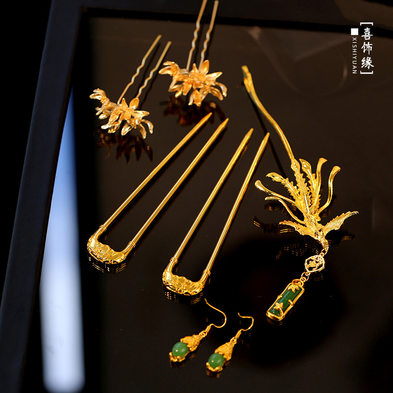 新中式旗袍头饰复古金色凤簪古典发钗新娘秀禾龙凤褂发饰20241121