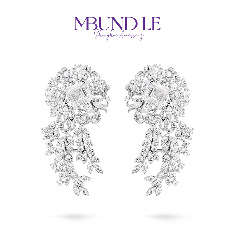 铜合金合成锆石耳饰 扶春风-花叶耳夹