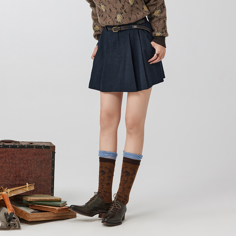 D-HARRY/迪哈利简约复古藏青色短裙裤DH234L96755D