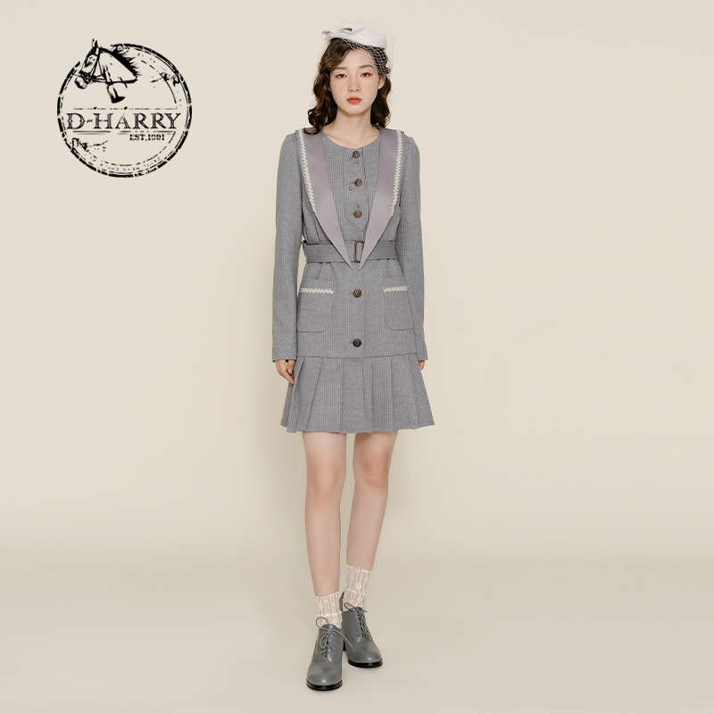 【双12】迪哈利复古长尖领收腰百褶连衣裙DH224J95709D