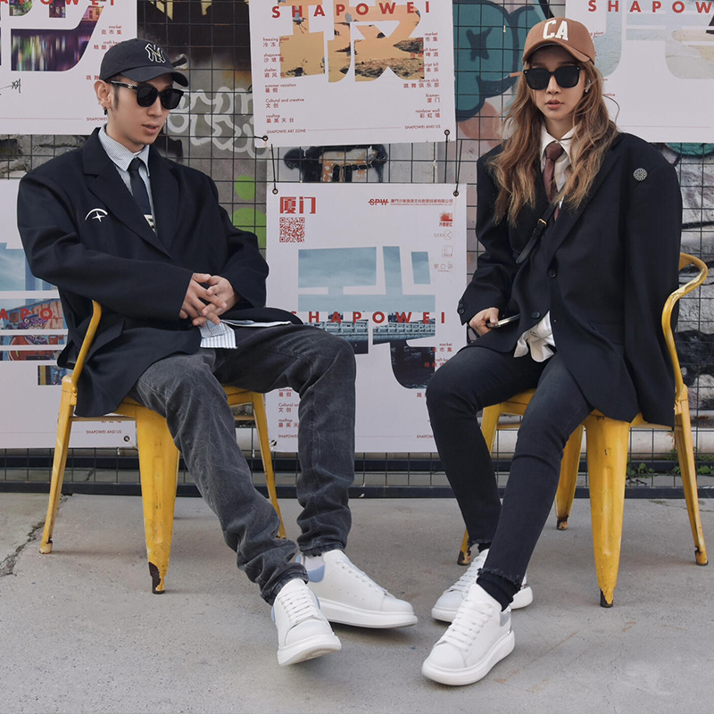 【专柜芯片版】情侣款百搭增高运动板鞋男女同款轻奢宽松休闲小白鞋