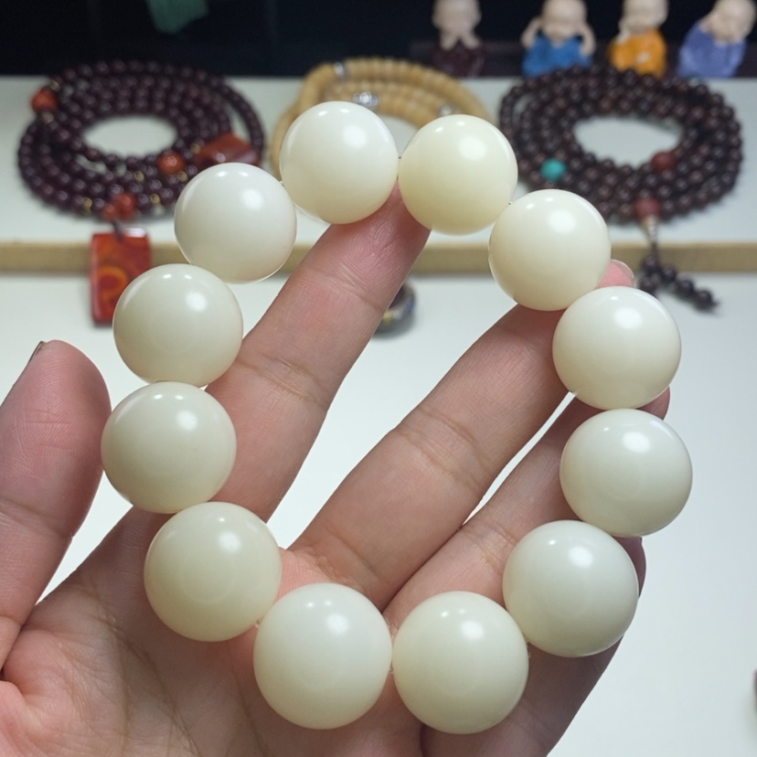 【闪购商品】白玉菩提吊坠廿**4