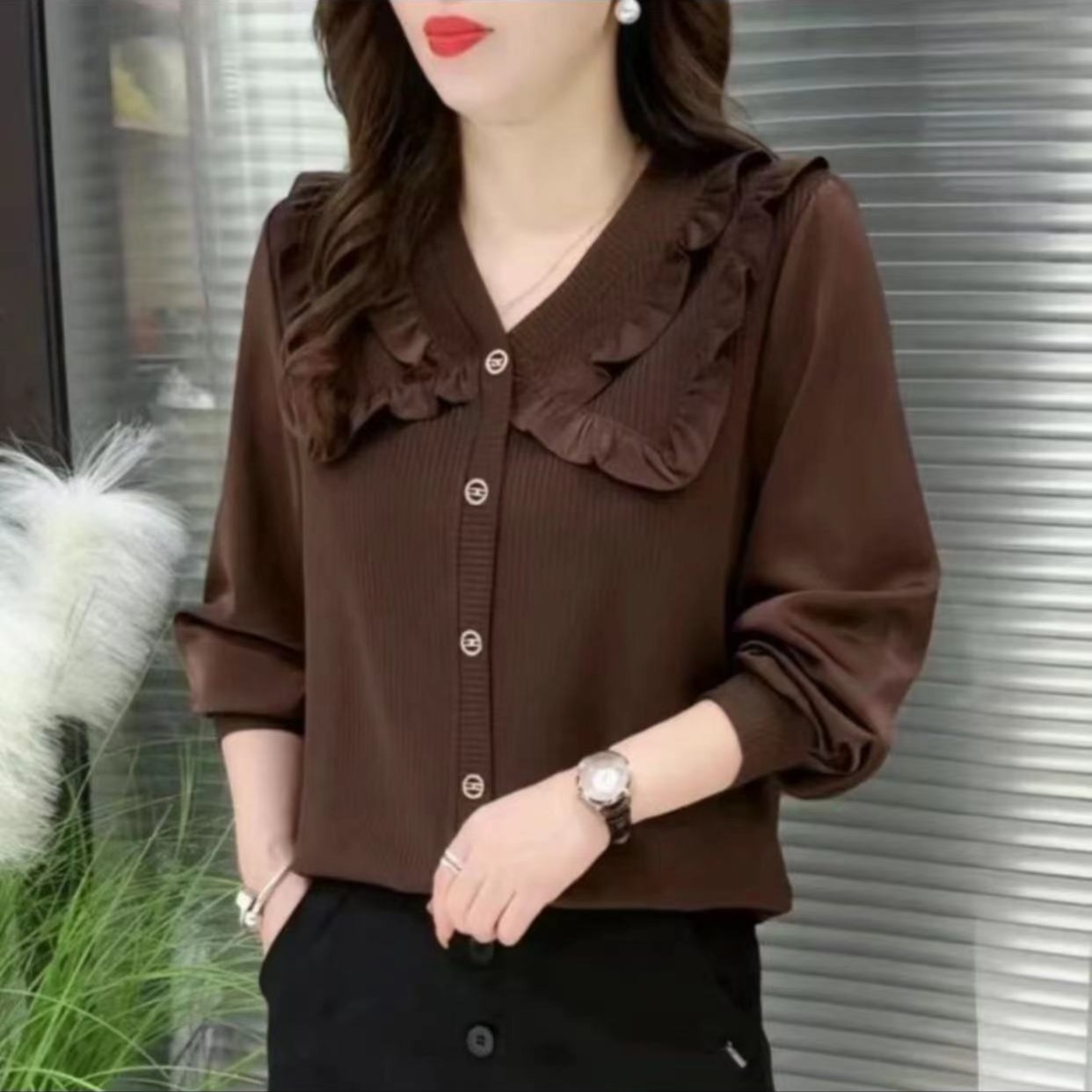 秋季新款时尚宽松娃娃领长袖木耳边气质上衣显瘦大码打底衫妈妈装