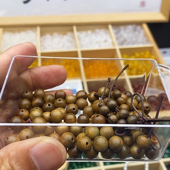 水晶手链未镶嵌绿弹三圈6mm