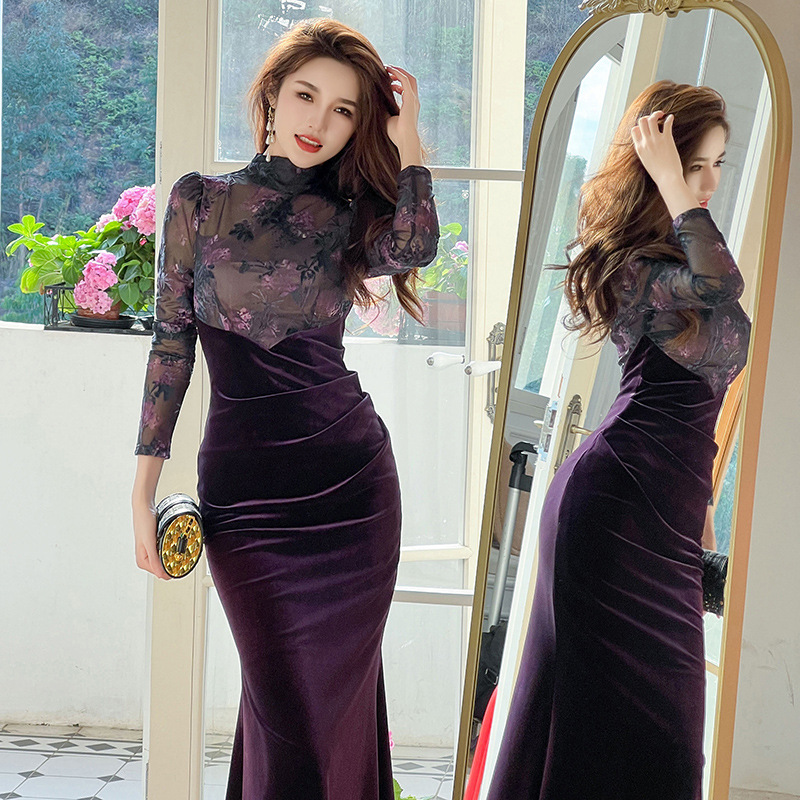 2025秋装新款纯欲风性感印花网纱拼接高腰包臀丝绒连衣裙女21076