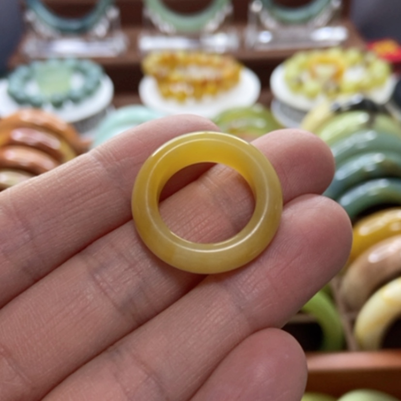 【闪购商品】蛇纹石玉戒指未镶嵌*️