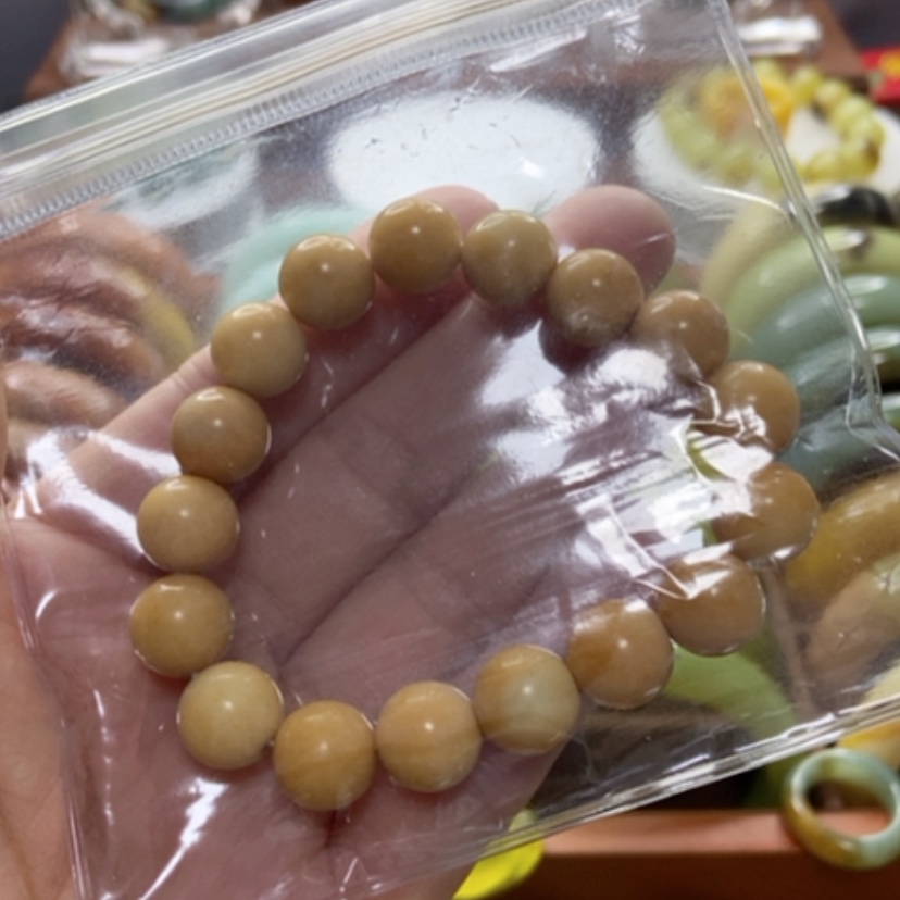 【闪购商品】蛇纹石玉手链未镶嵌踏*行