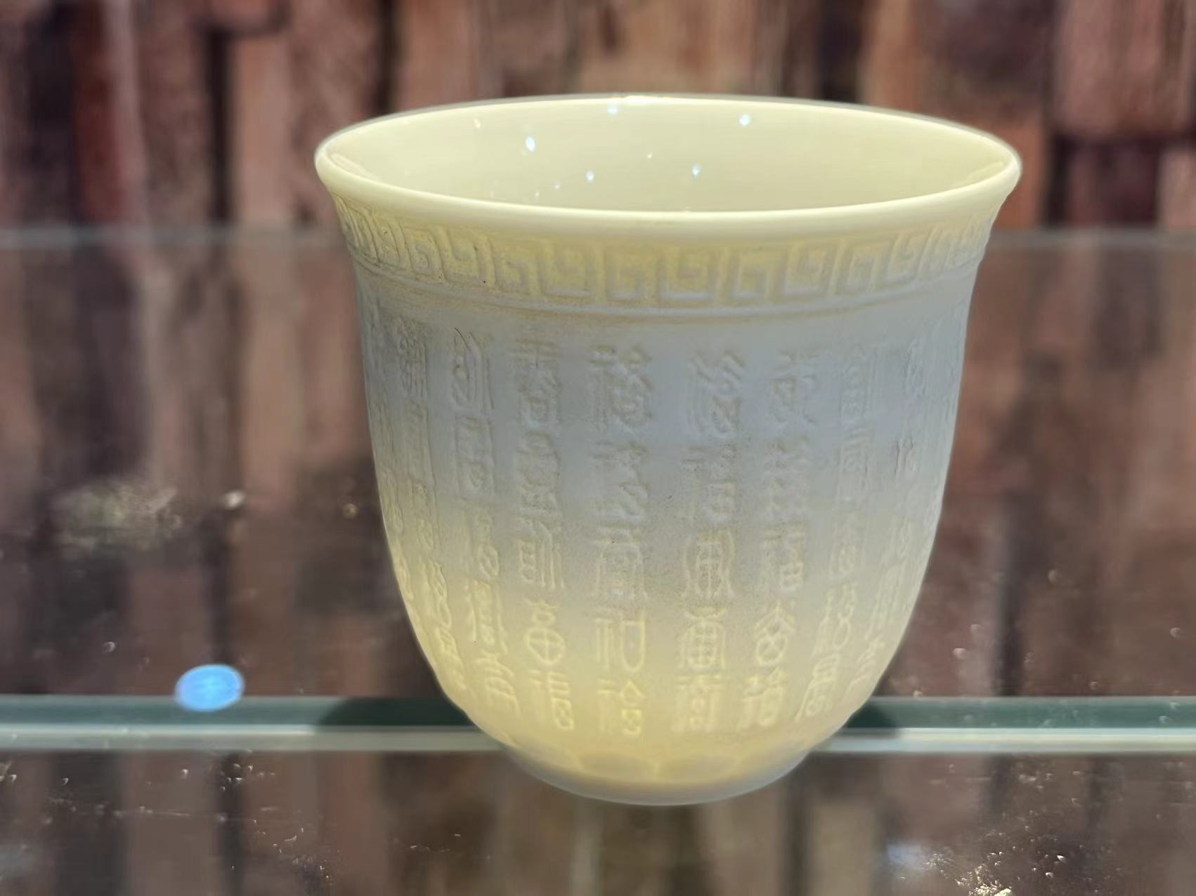 AW 02 U71景德镇绿瓶(不固定一件）