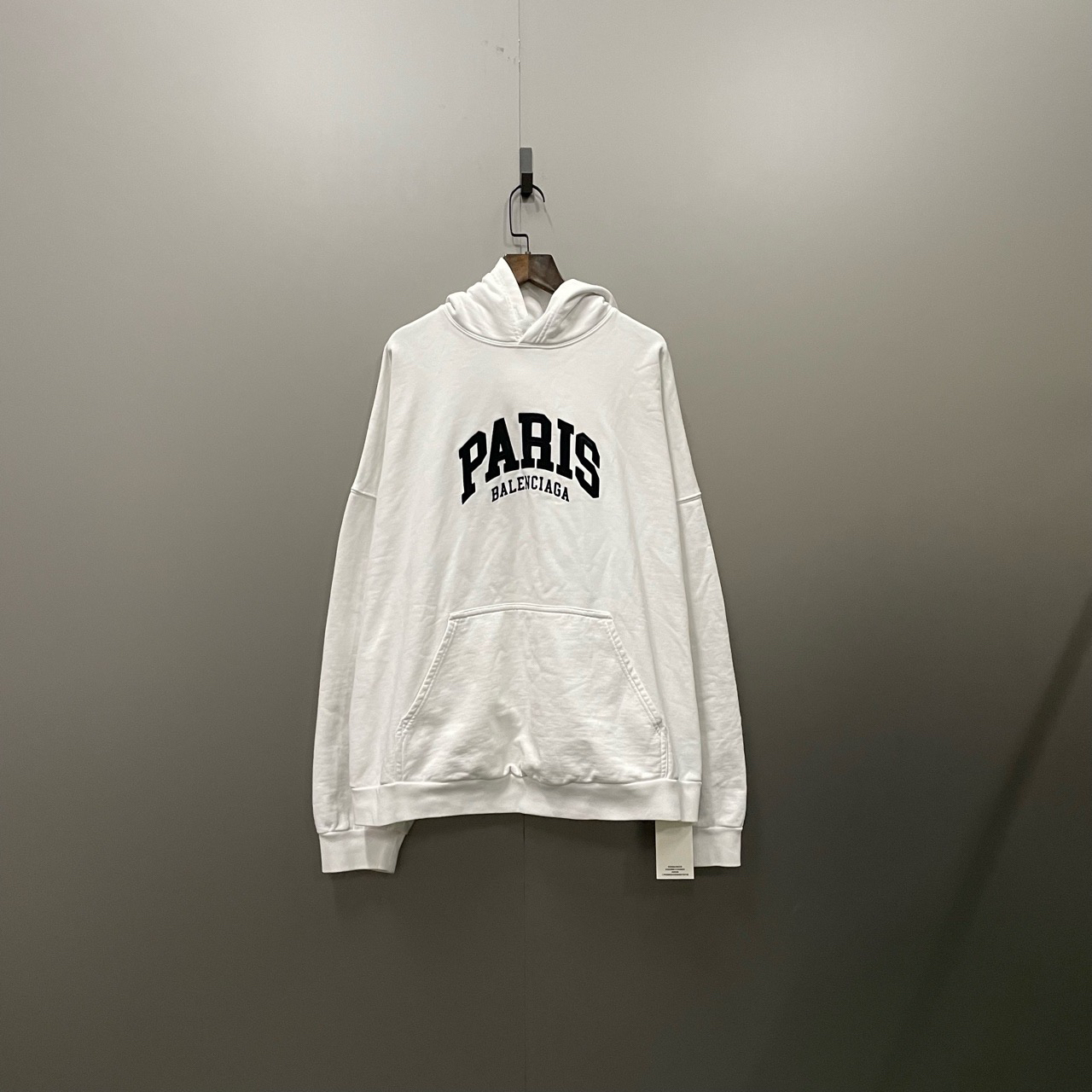 Balenciaga 巴黎世家 白色logo帽衫 2码/95新/毒5099/无配件 轻