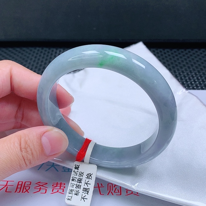 翡翠手镯未镶嵌轮胎61