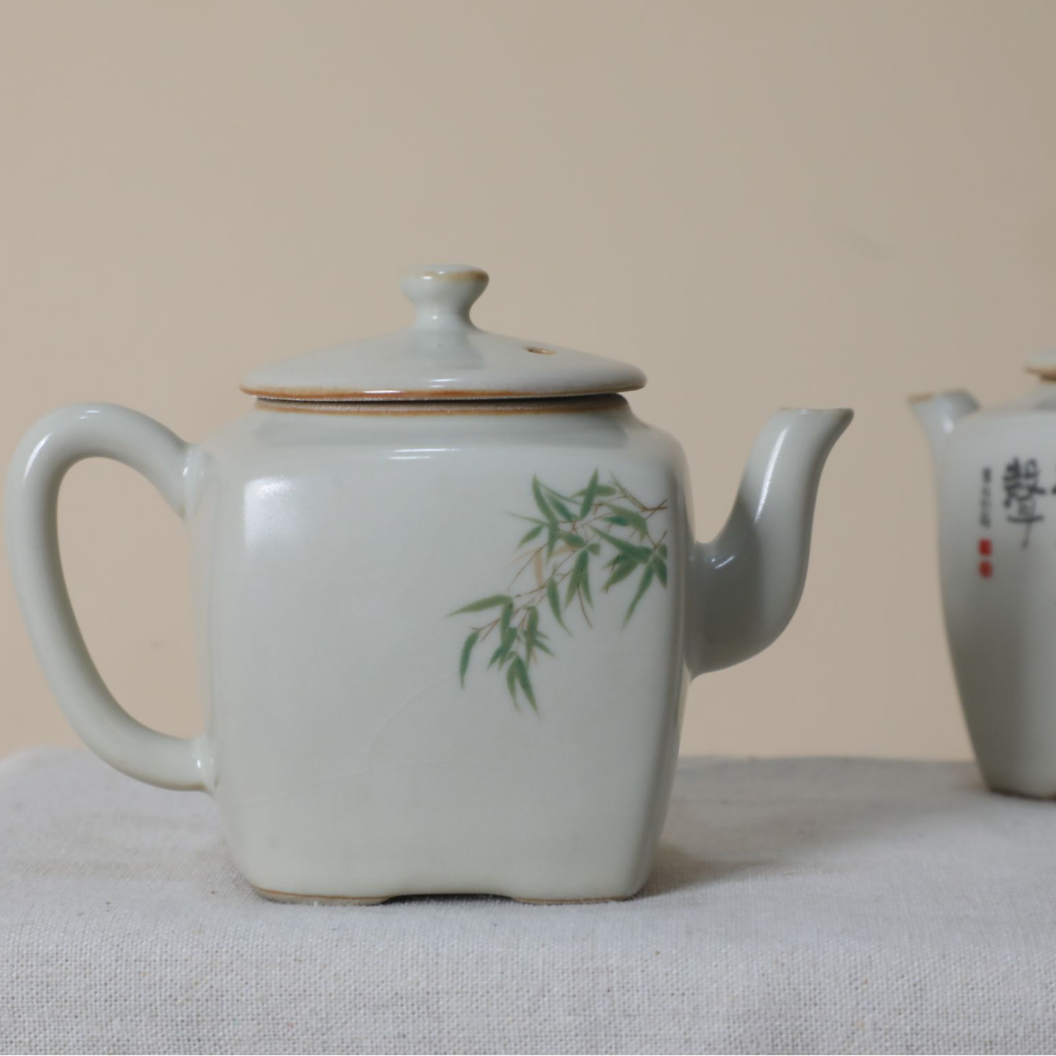 黄陵野鹤书法家题字竹叶禅意月光白四方汝窑壶