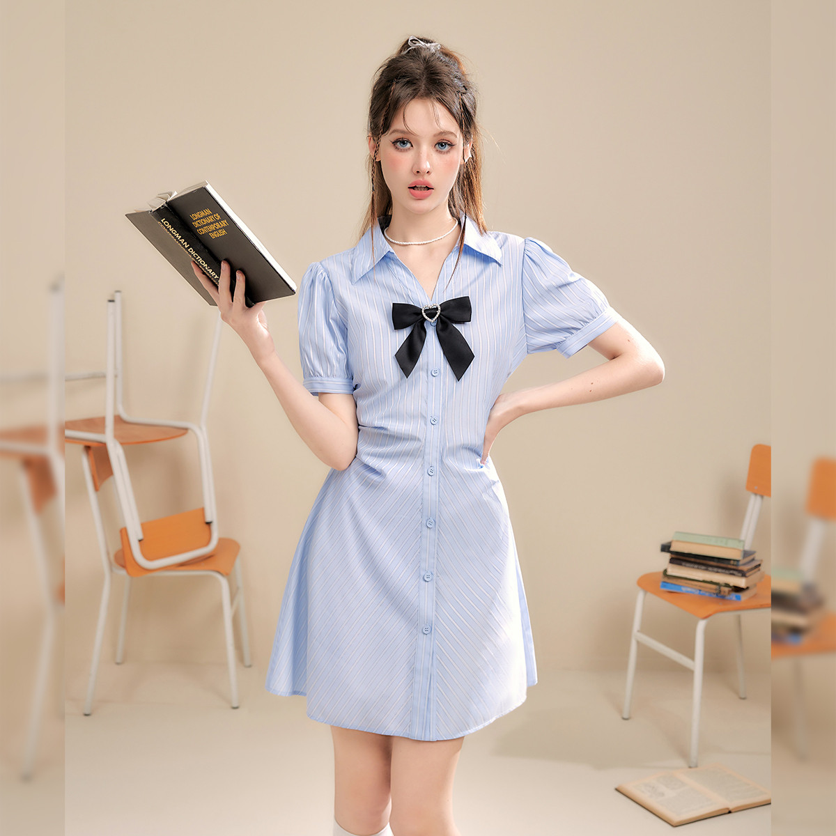 unifree连衣裙24年夏款学院风时髦减龄V领收腰带蝴蝶结