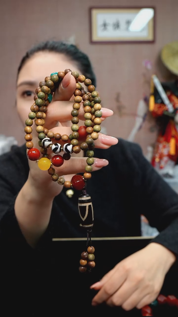 【闪购商品】菩提手串未镶嵌**绿檀