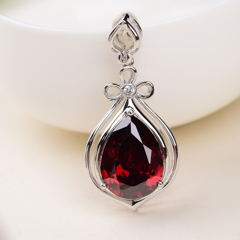 925银石榴石吊坠轻奢简约款P0007
