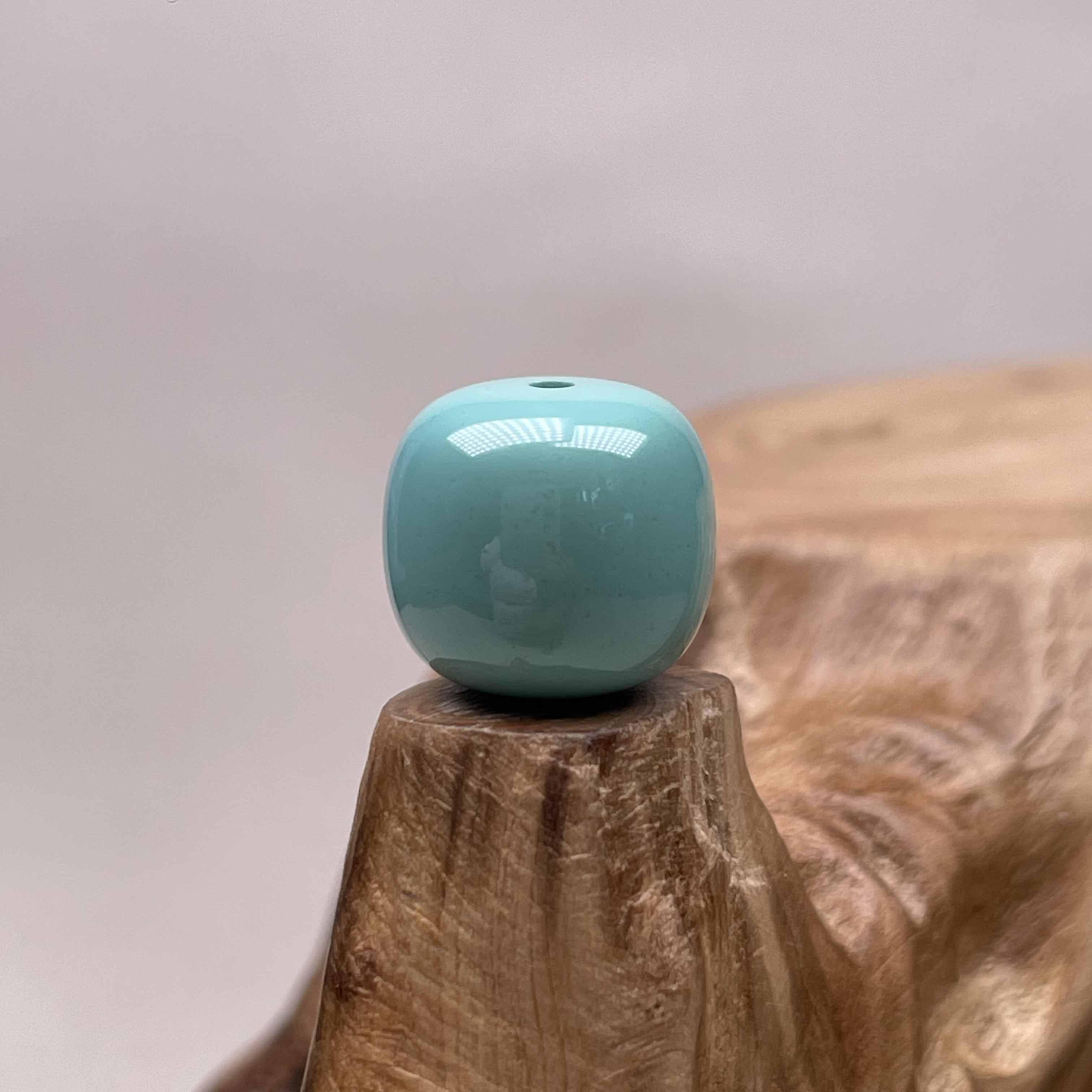 原矿绿松石老型超绝果冻料正绿色系11.1/10.2mm重2克无水无油干拍