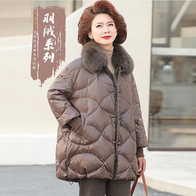 波司澄羽绒服白鸭绒妈妈羽绒服冬装中长款洋气2021新款中老年人女