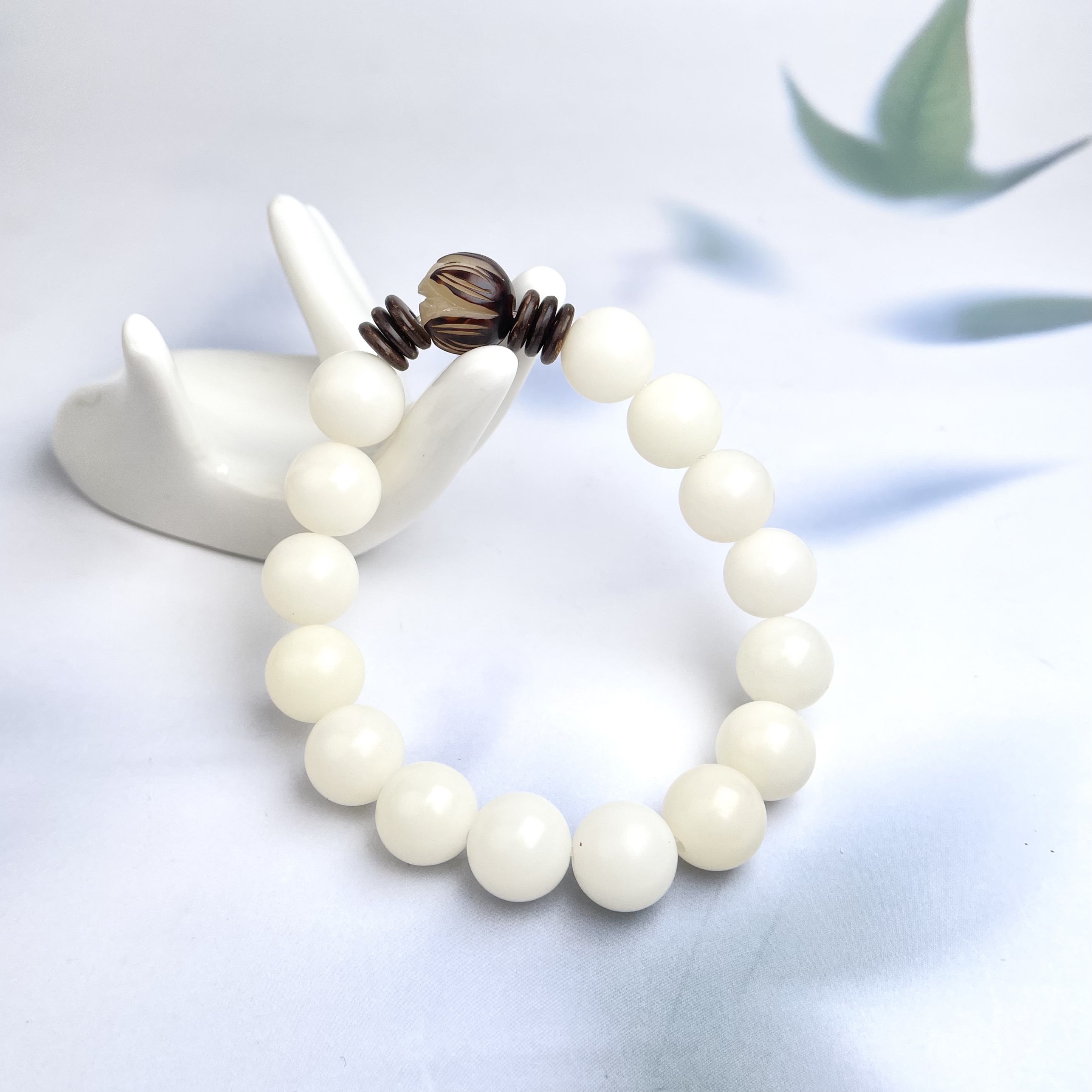 玉美人菲菲~菩提圆珠手串约12mm