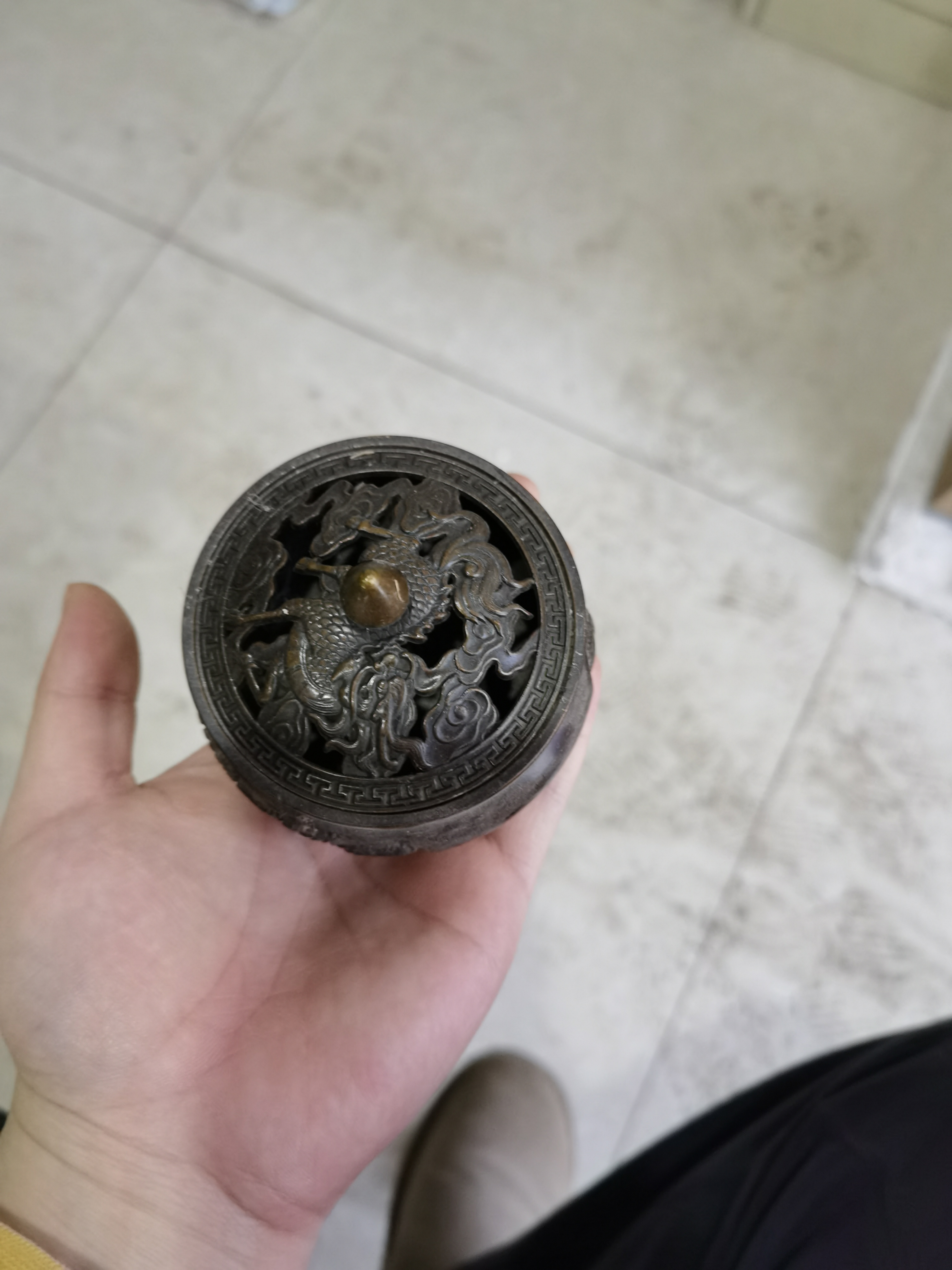 铜工艺香炉手感好