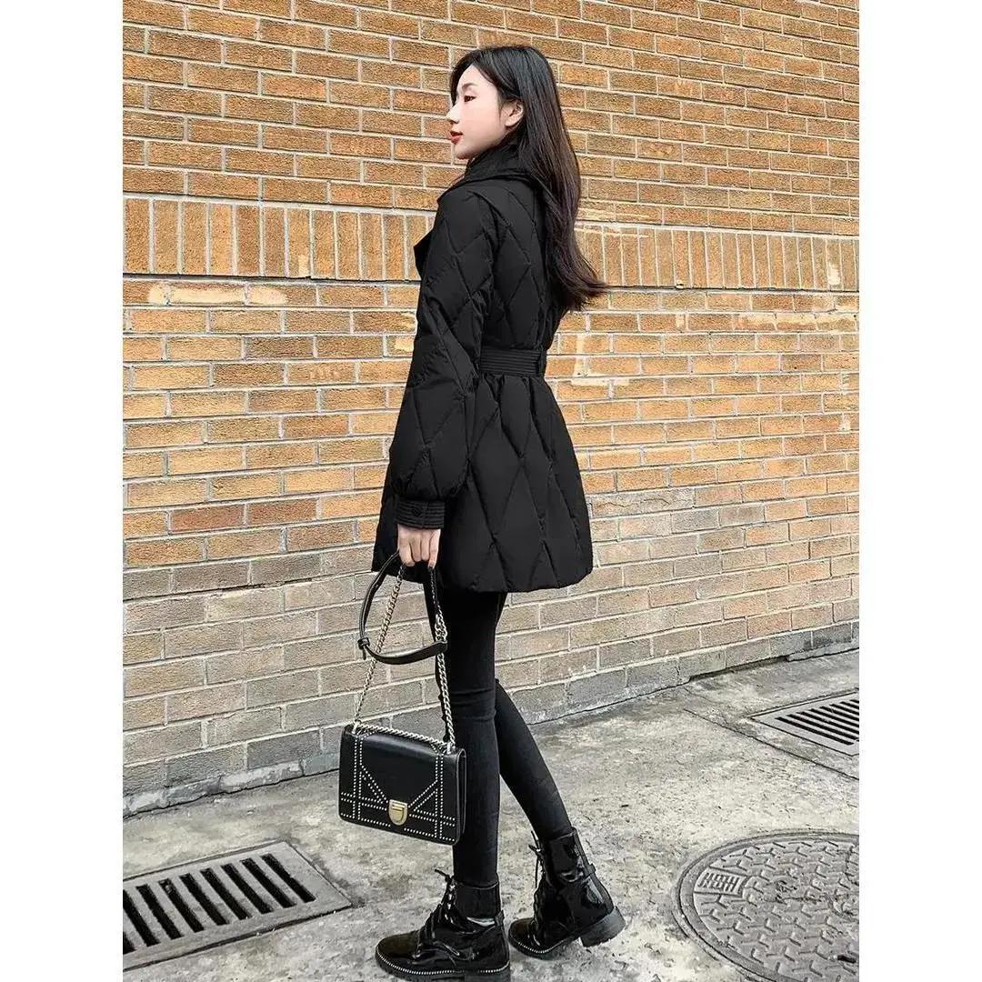 2023新款女装冬修身收腰中长款羽绒羽绒服女黑色显瘦西装领