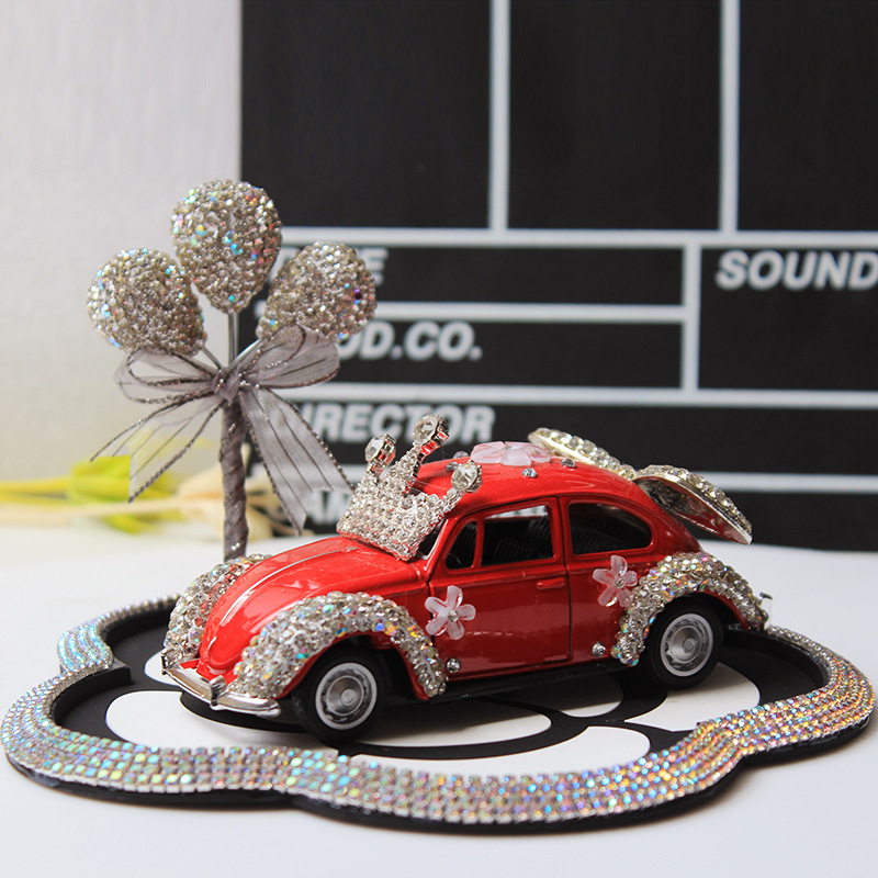 新款汽车摆件合金车模老爷车钻球多彩创意镶钻车内装饰品摆件