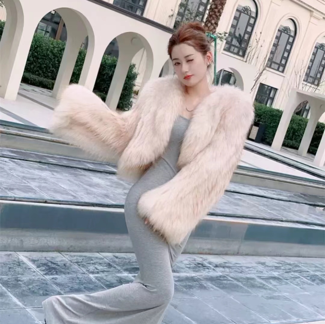 秋冬季新款双面貉子毛纯手工编织外套金针短款时尚百搭