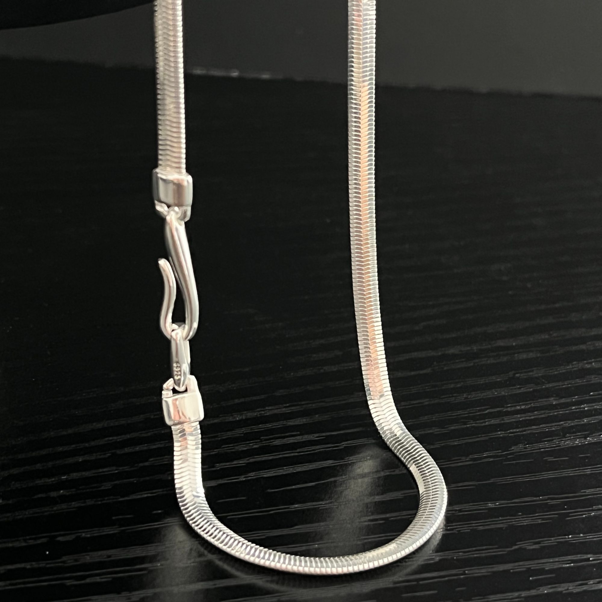 链子925银 轻奢时尚简约蛇骨链经典锁骨链百搭设计感气质重工项链