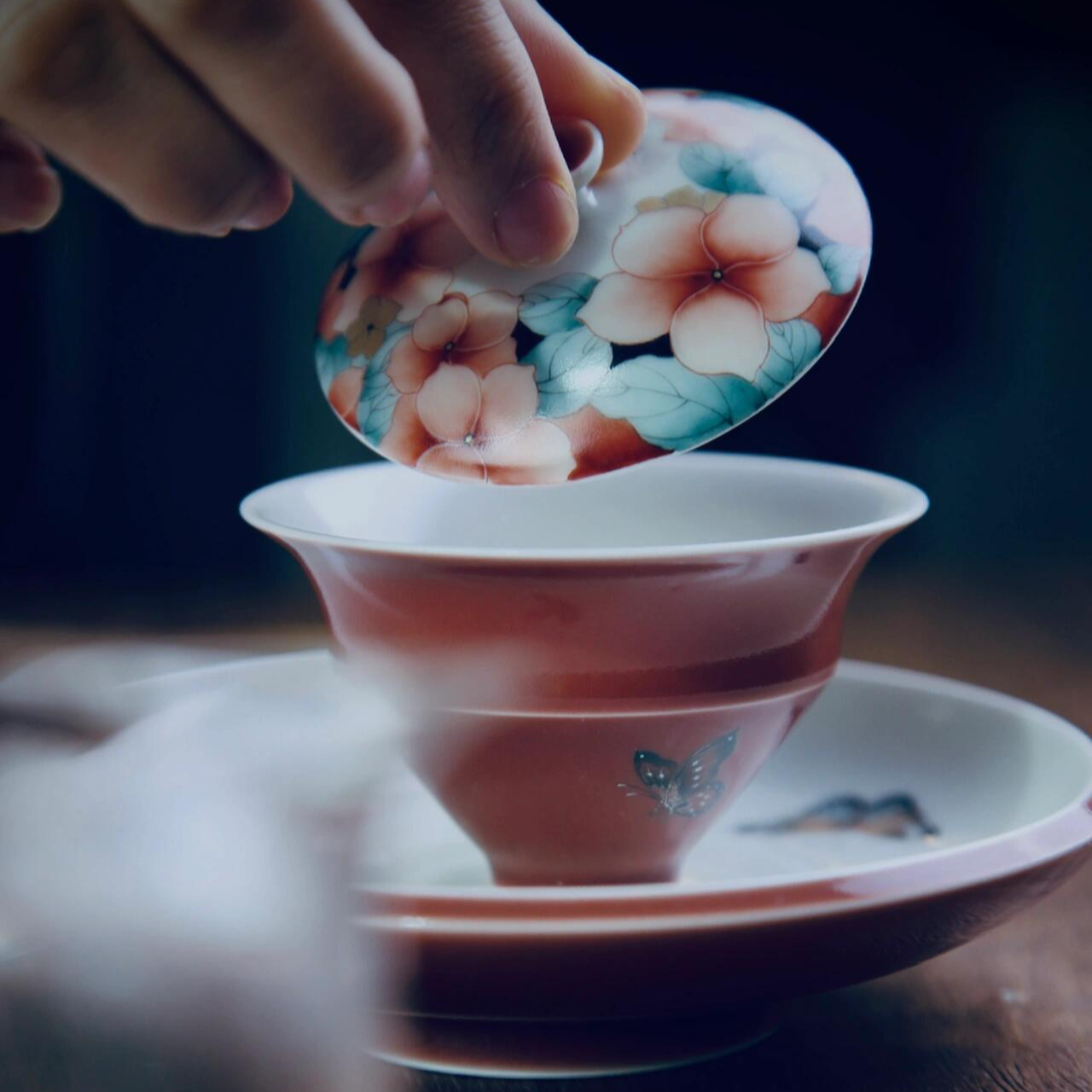 三秋月32-春花夏叶花卉盖碗 景德镇手工手绘粉彩蝶恋花盖碗