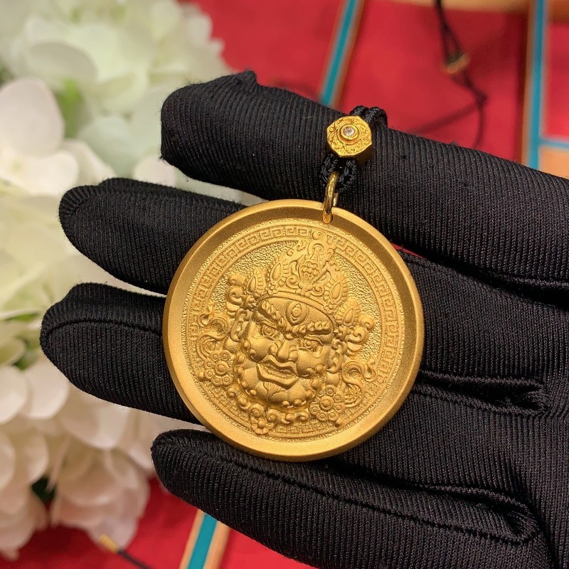 925银银制品 小众轻奢圆牌时尚百搭财神吊牌吊坠古法镀金工艺挂件