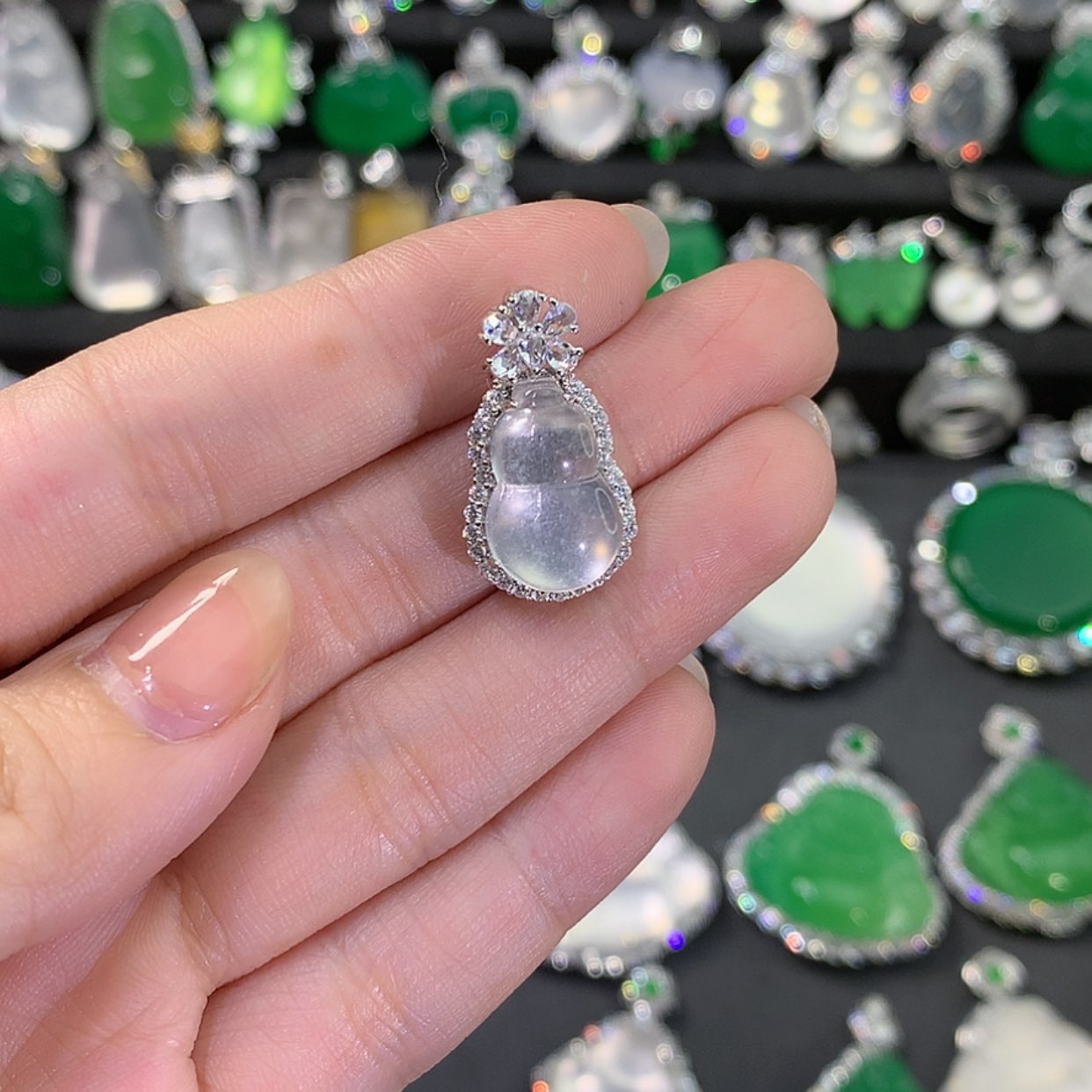 【闪购商品】石英质玉颈饰银S925镶嵌