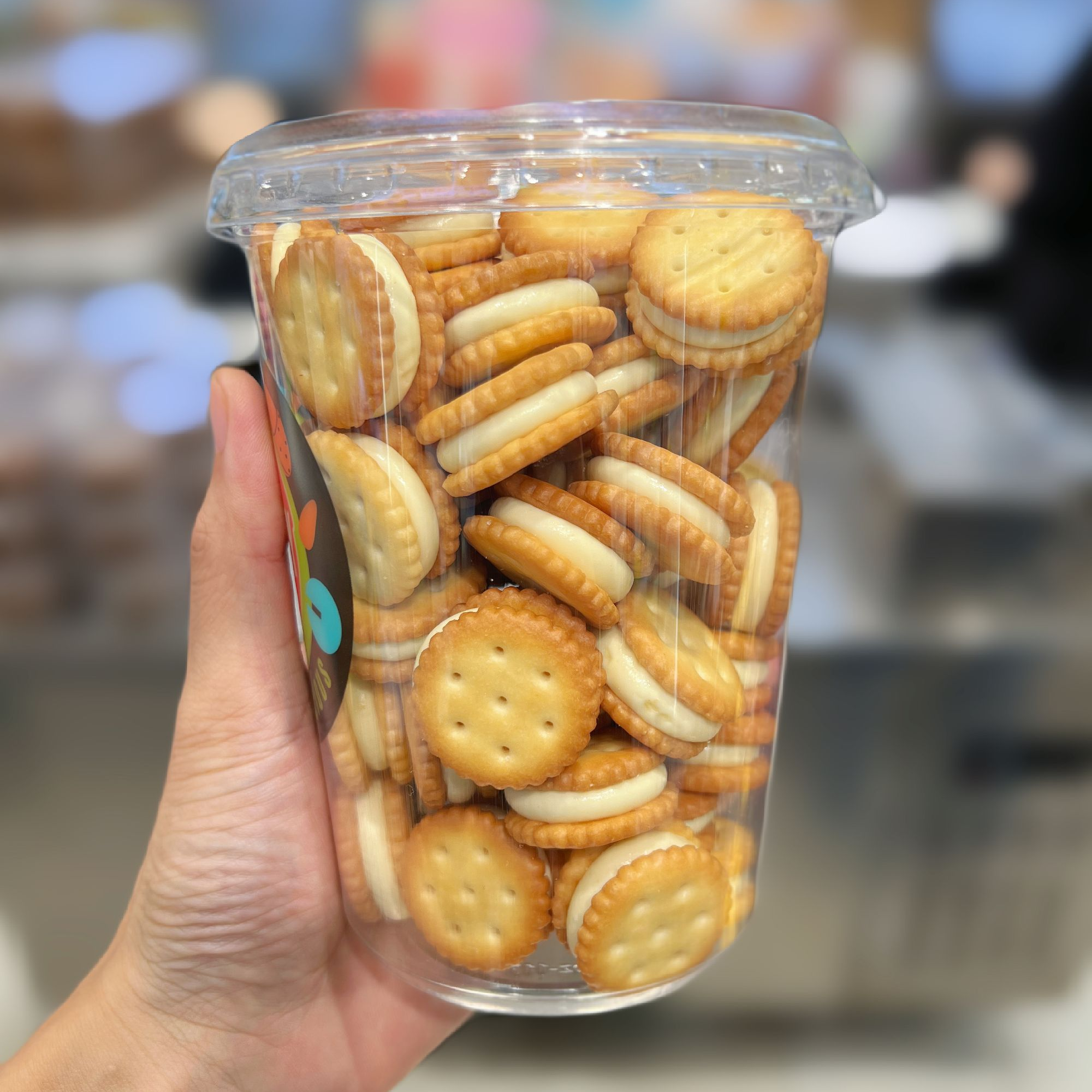 【果老板可口小食】网红汉堡酥小圆饼1桶（400克）