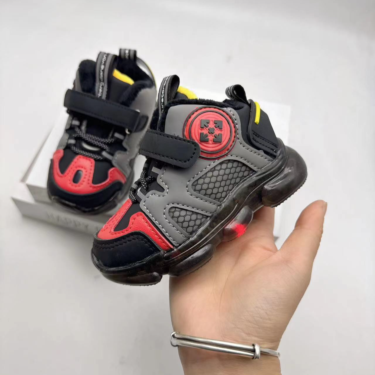 810儿童加绒运动鞋