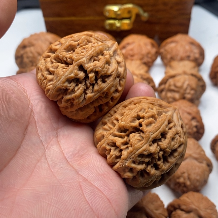 【闪购商品】文玩核桃吊坠而*