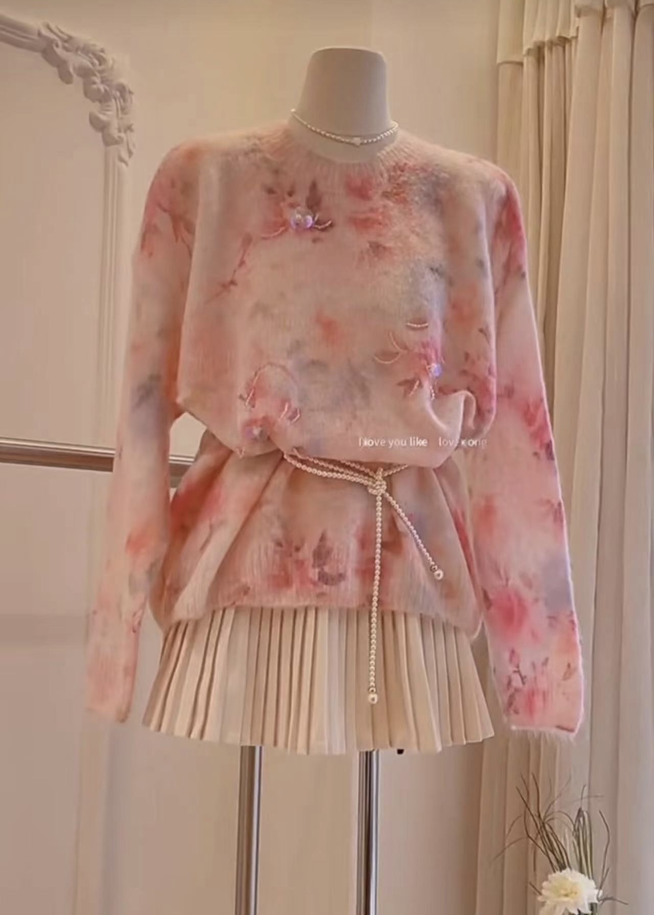 鑫蒂故事粉色晕染慵懒风圆领减龄毛衣JYE3433