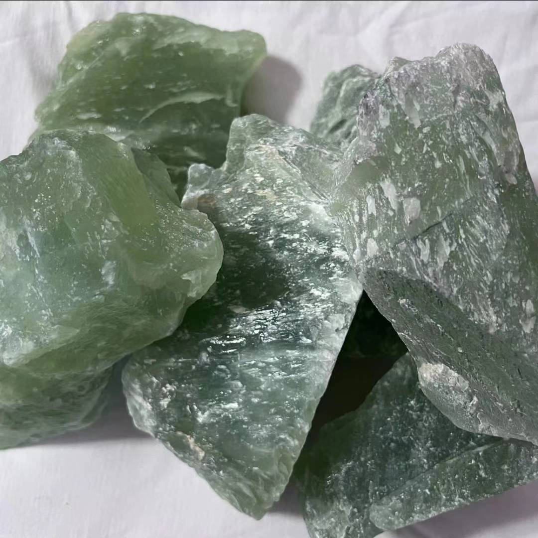 【谢总宠粉】蛇纹石玉 未镶嵌 多样性发一个毛料K03