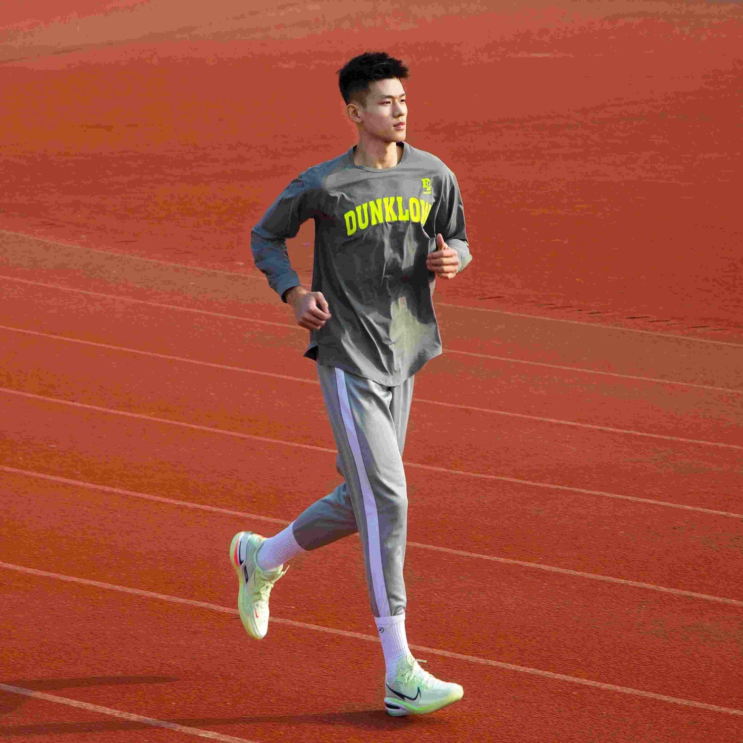 DUNKLOW新款美式速干长袖投篮服透气宽松运动排汗弹力美式高弹健