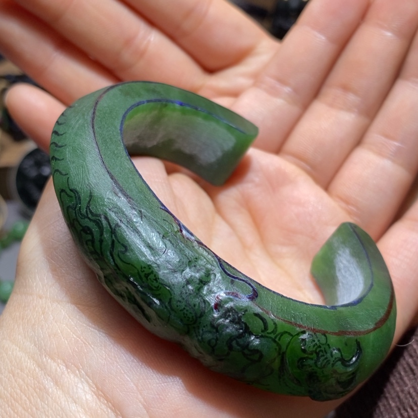 【闪购商品】和田玉镯子未镶嵌酥*?