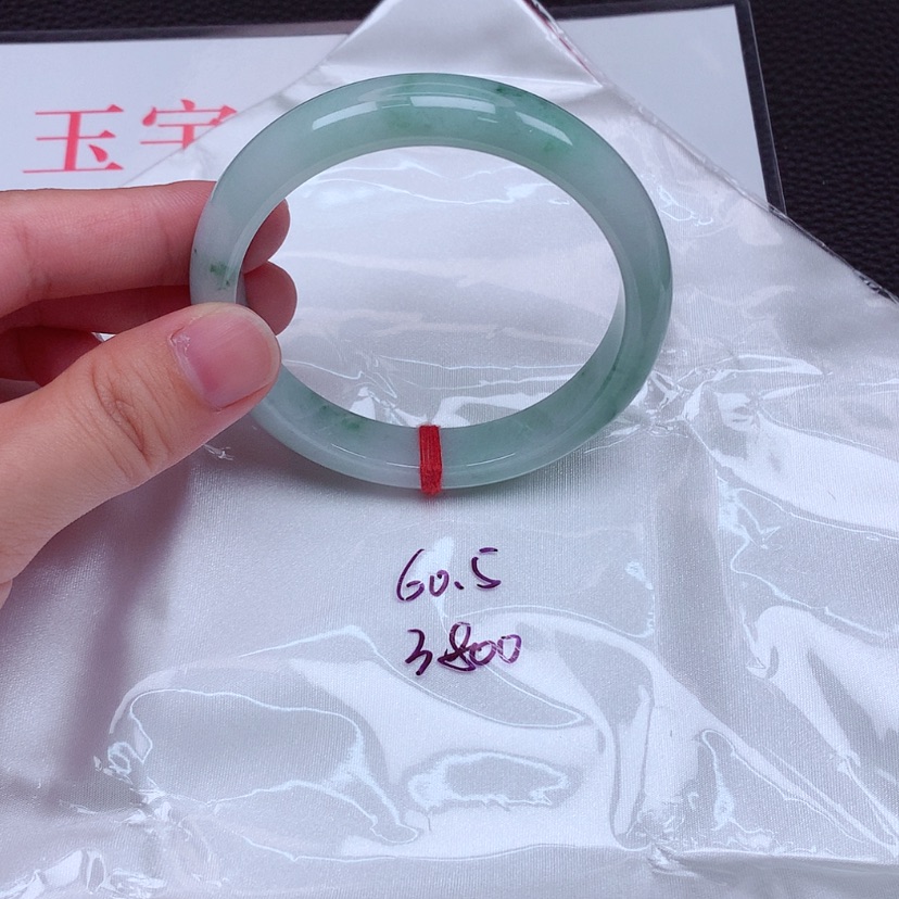 【闪购商品】翡翠手镯未镶嵌元*