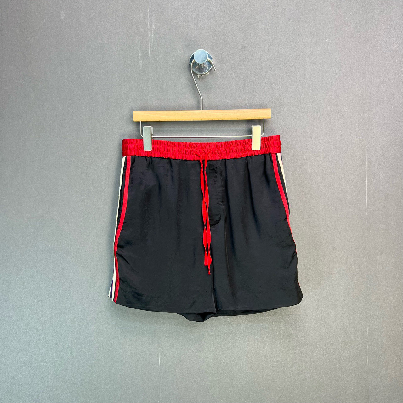 99新 GUCCI/古驰 46码/条纹印花字母系带短裤/9629643