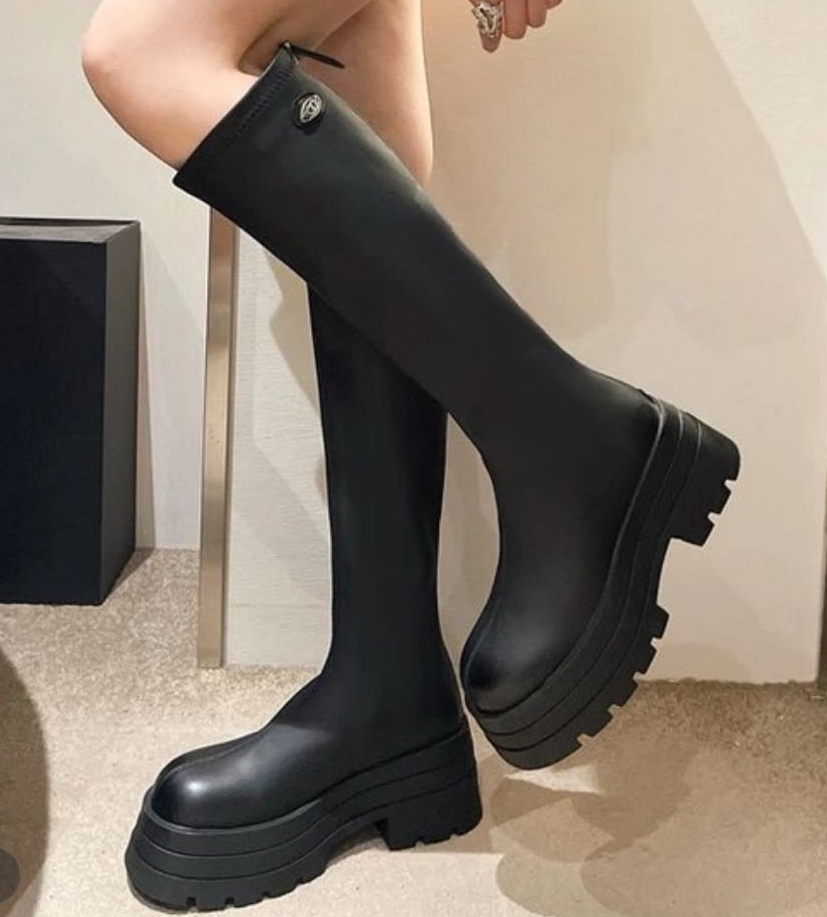 2024年新款厚底高筒靴子