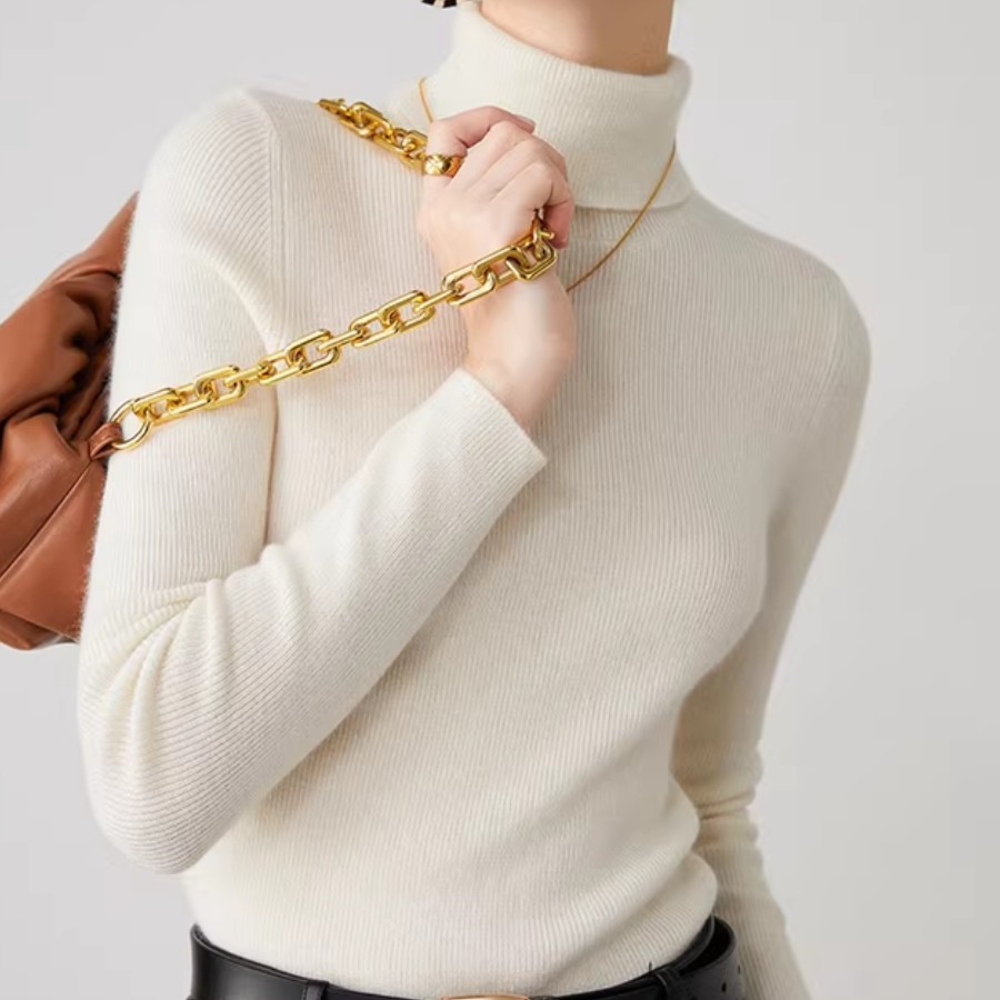 145  白色  黑色  毛衣   