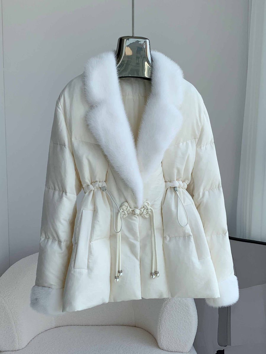 进口水貂毛拼接皮草羽绒服女2023冬季新款收腰显瘦白鸭绒保暖外套